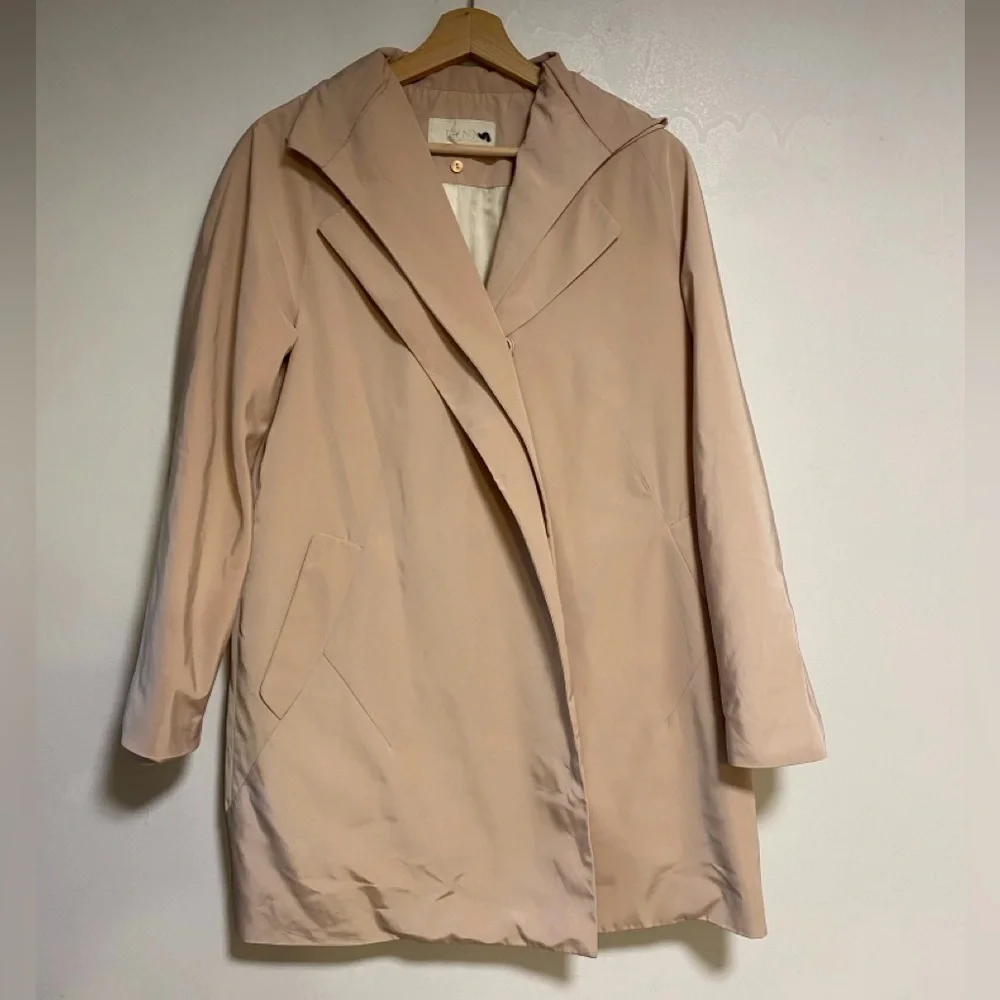 LYNN Kenneth Lynn Beige Lightweight Trench Coat – Size 2 (Bust 85cm) - Picture 2 of 14